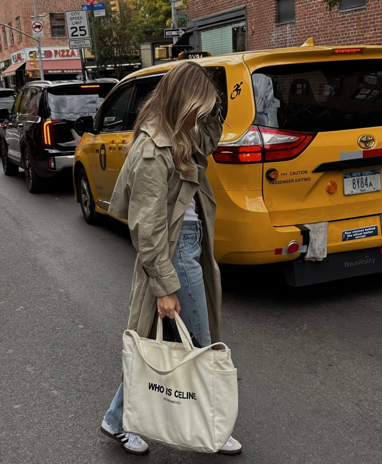 Who Tote Bag Large